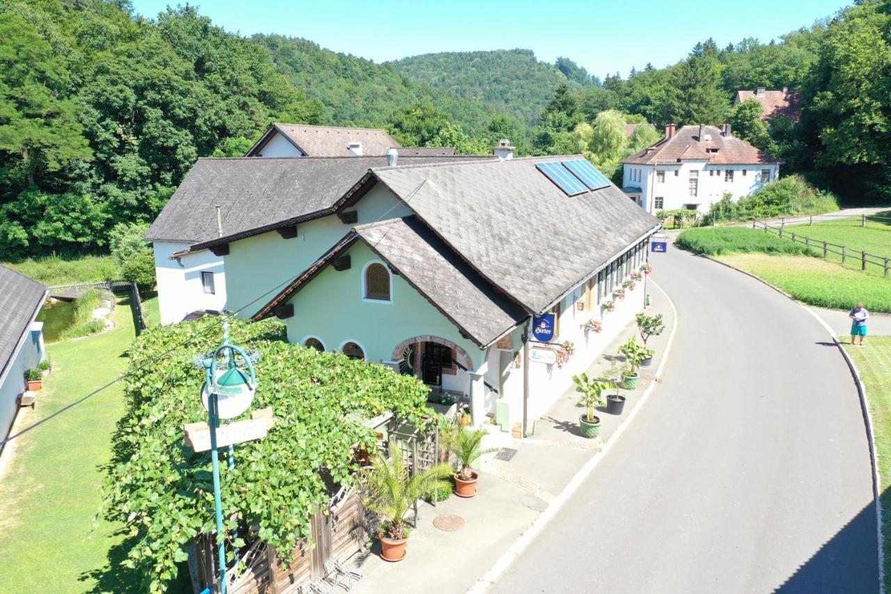 Hotel Gasthof Zum Wallner Kalch Esterno foto