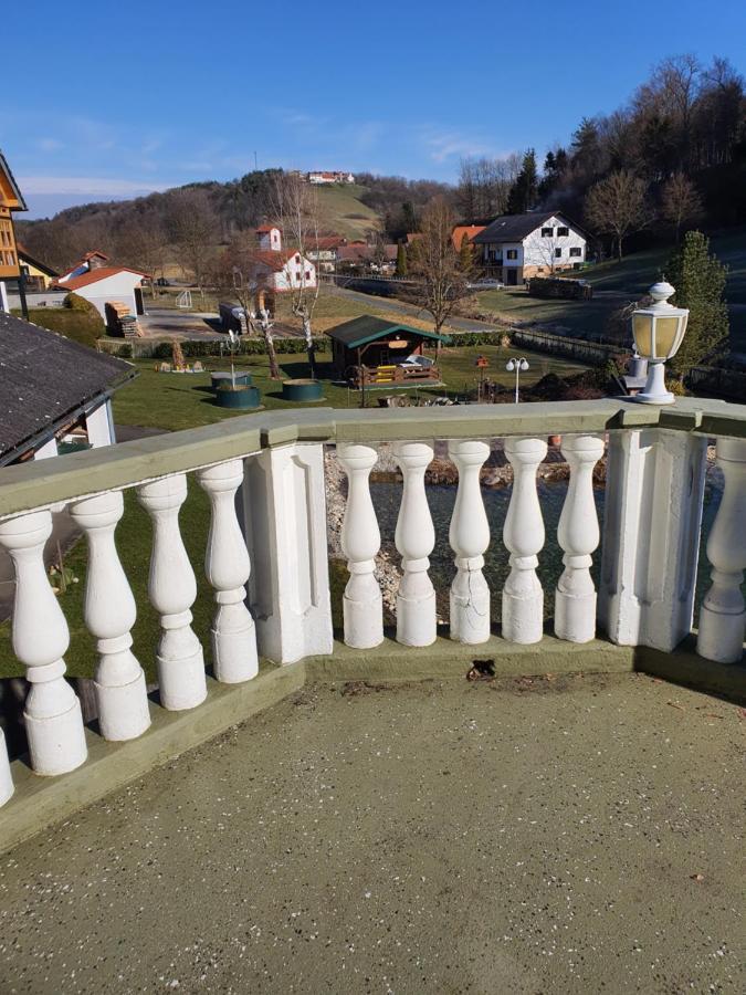 Hotel Gasthof Zum Wallner Kalch Esterno foto